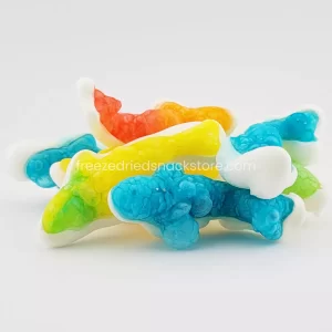 Shark Gummeez - a fun and flavorful snack that's crunchy, perfect for satisfying your sweet tooth.