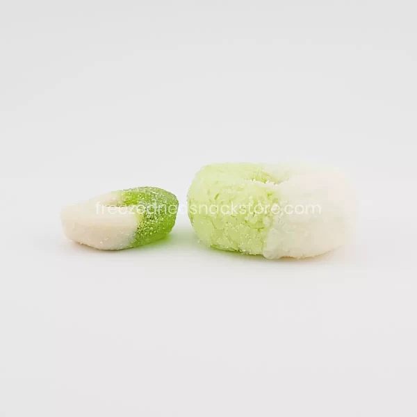 Apple Ringz: Juicy, green apple-flavored ringz, a fruity and chewy delight for all ages.